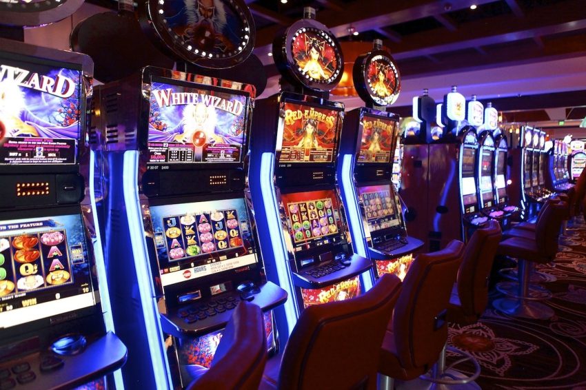 Bagaimana Menentukan Platform Casino Online dan Memainkan Permainan Slot Gratis